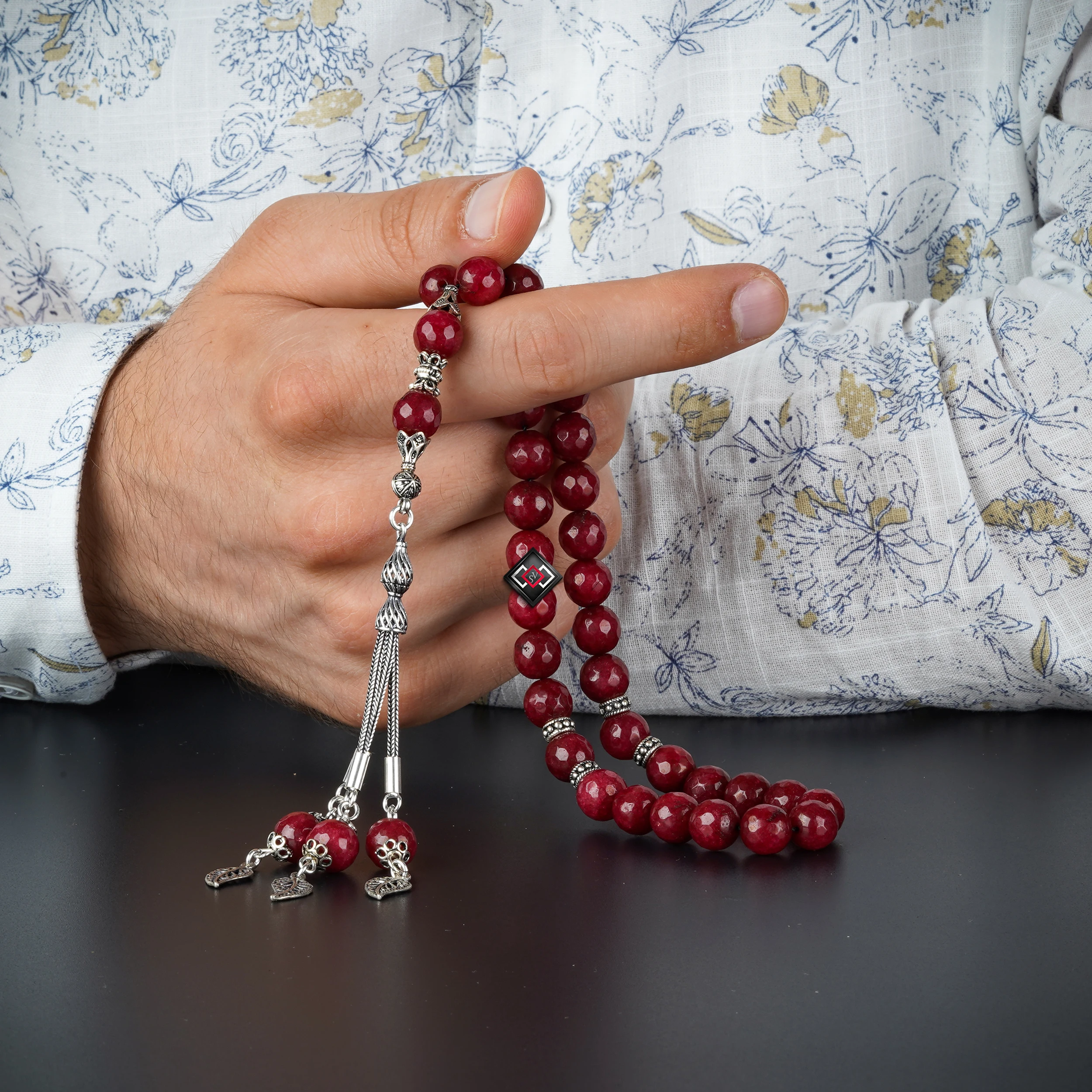 Islamic Rosary 33 Beads ( 10 mm )  Silver 925 Turkish jewelry.. 100% natural Agate Stone  .. Guaranteed high quality