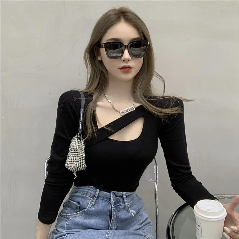 

2022 new Fashion Women's Cut Out Tees Solid Color T-shirts Autumn Sexy Long Sleeve Slim Fit Tops Hollow Casual Tops Basic Shirts