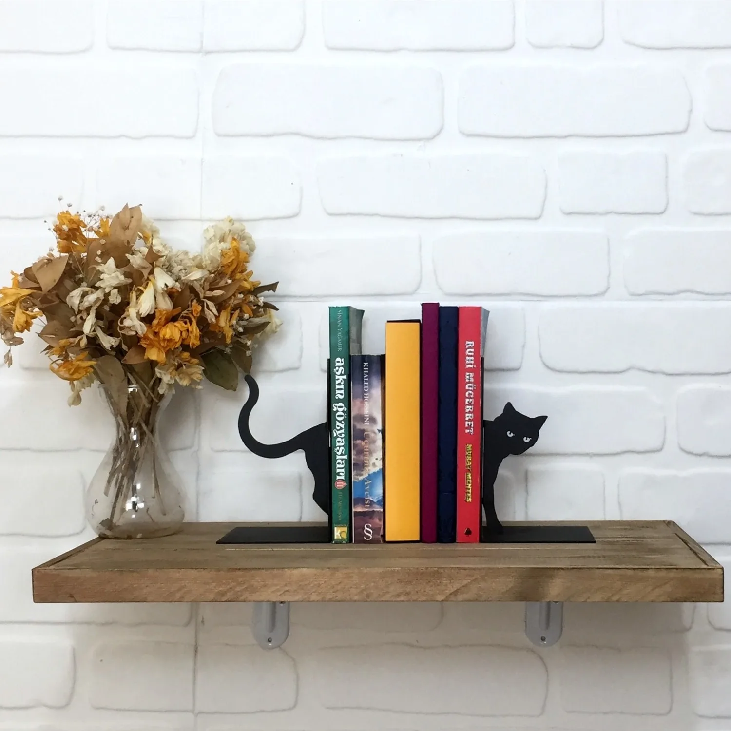 Decorative Bookends Bookshelf Metal Book Holders Non-skid Support Organizer Aesthetic Stylish Design Table Rack Heavy Iron Art