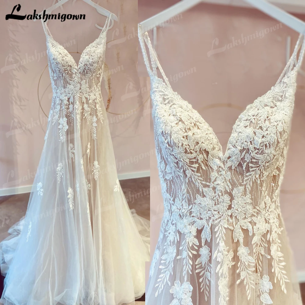 Spaghetti Straps A Line Wedding Dress Lace Appliques Beading Tulle V Neck Sleeveless Bridal Gown robe de mariée Customized