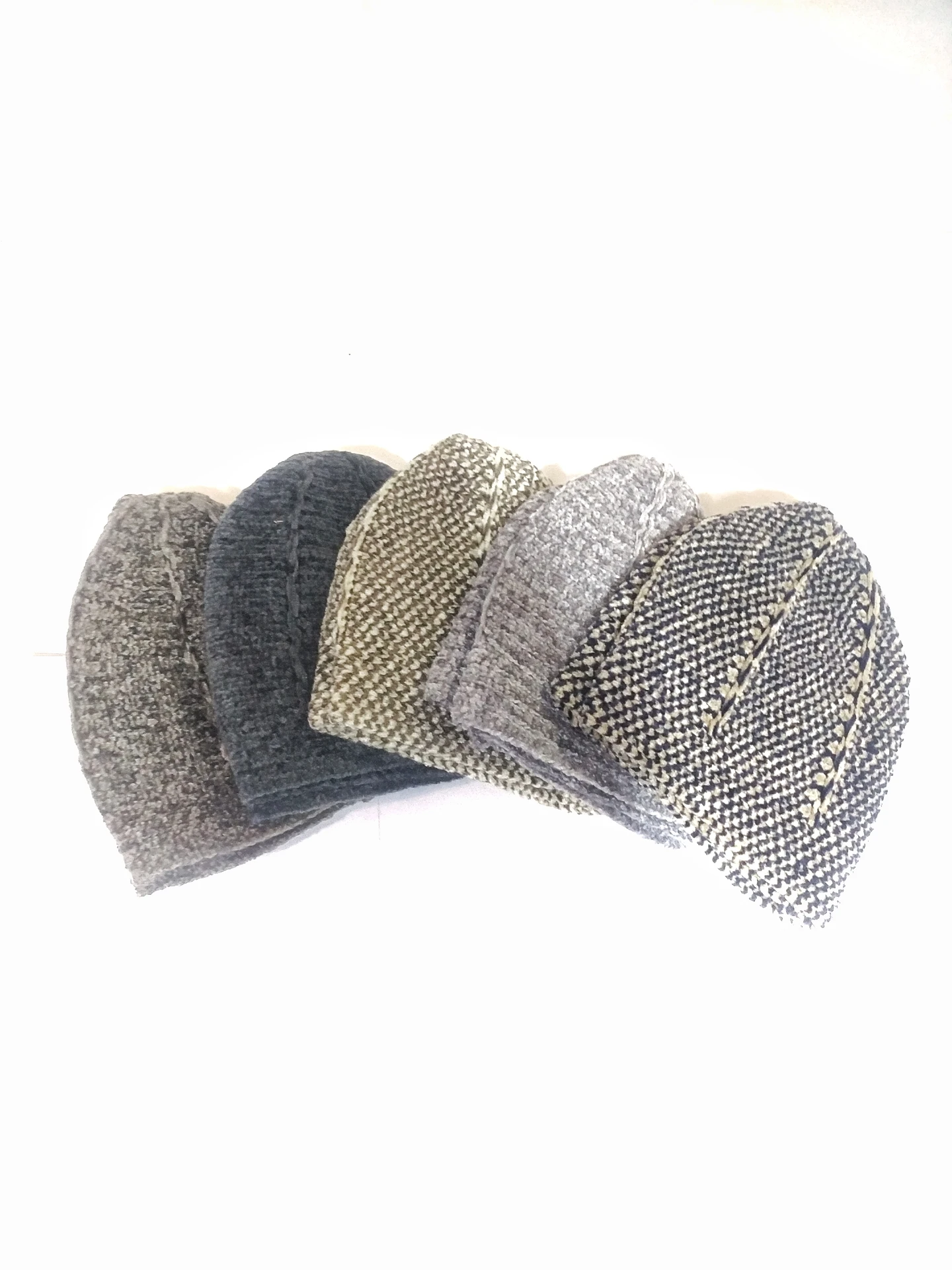 5 pcs Men Muslim Prayer Hats Wholesale Chenille Velvet Knitting Skullcap Islamic Prayer Hat Head Solid Casual, Winter Cap