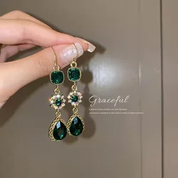 Fashion European and American green water drop earrings light luxury temperament long tassel atmospheric earrings