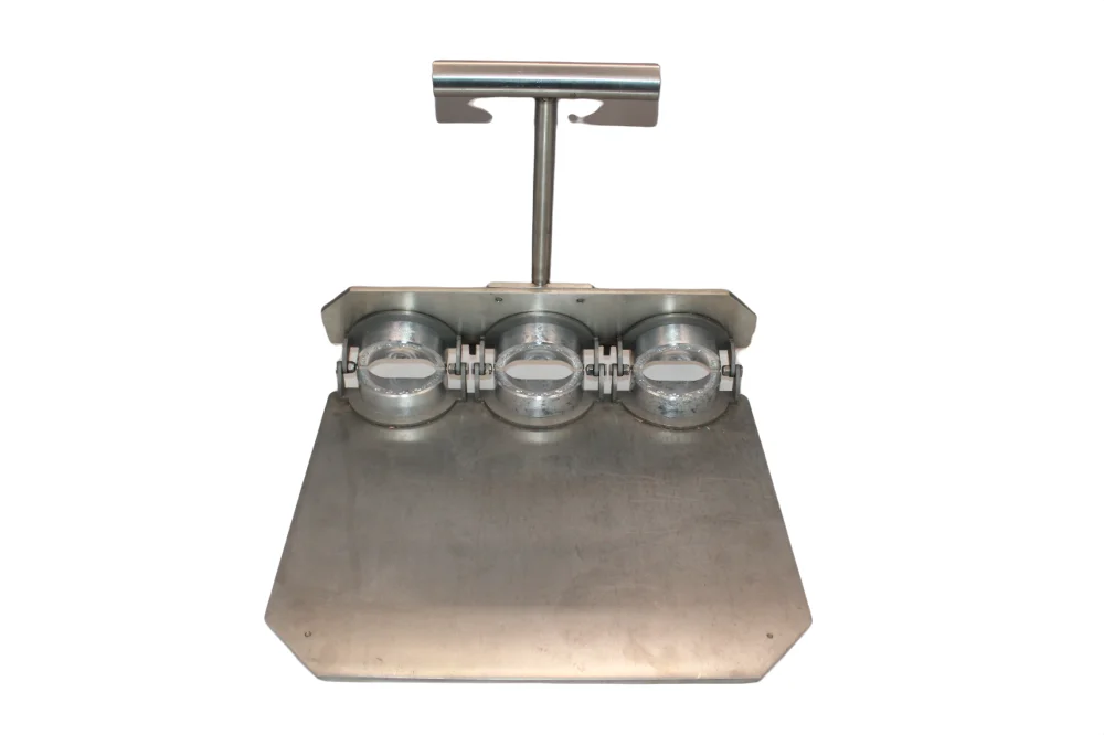 Molde da massa que forma a máquina