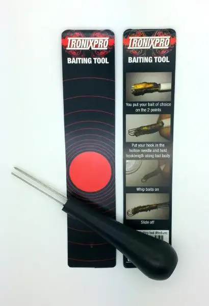 Needle priming TRONIXPRO BAITING TOOL. Perfect presets. Available in 2 sizes S perfect for mejilon.L for razor.