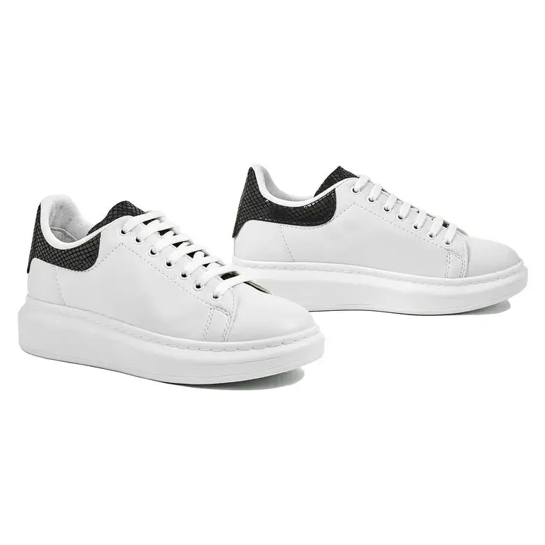 Spor Ayakabı Koşu Basketbol Top Siyah Beyaz Bağcık Suni Deri