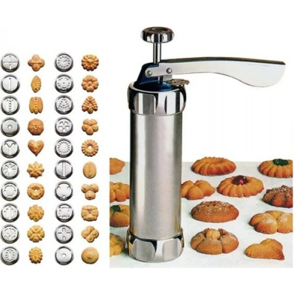 Metal Practical Practical Biscuit Making Machine Metal kitchen accessory that allows making 18 kinds of biscuits thanks to its