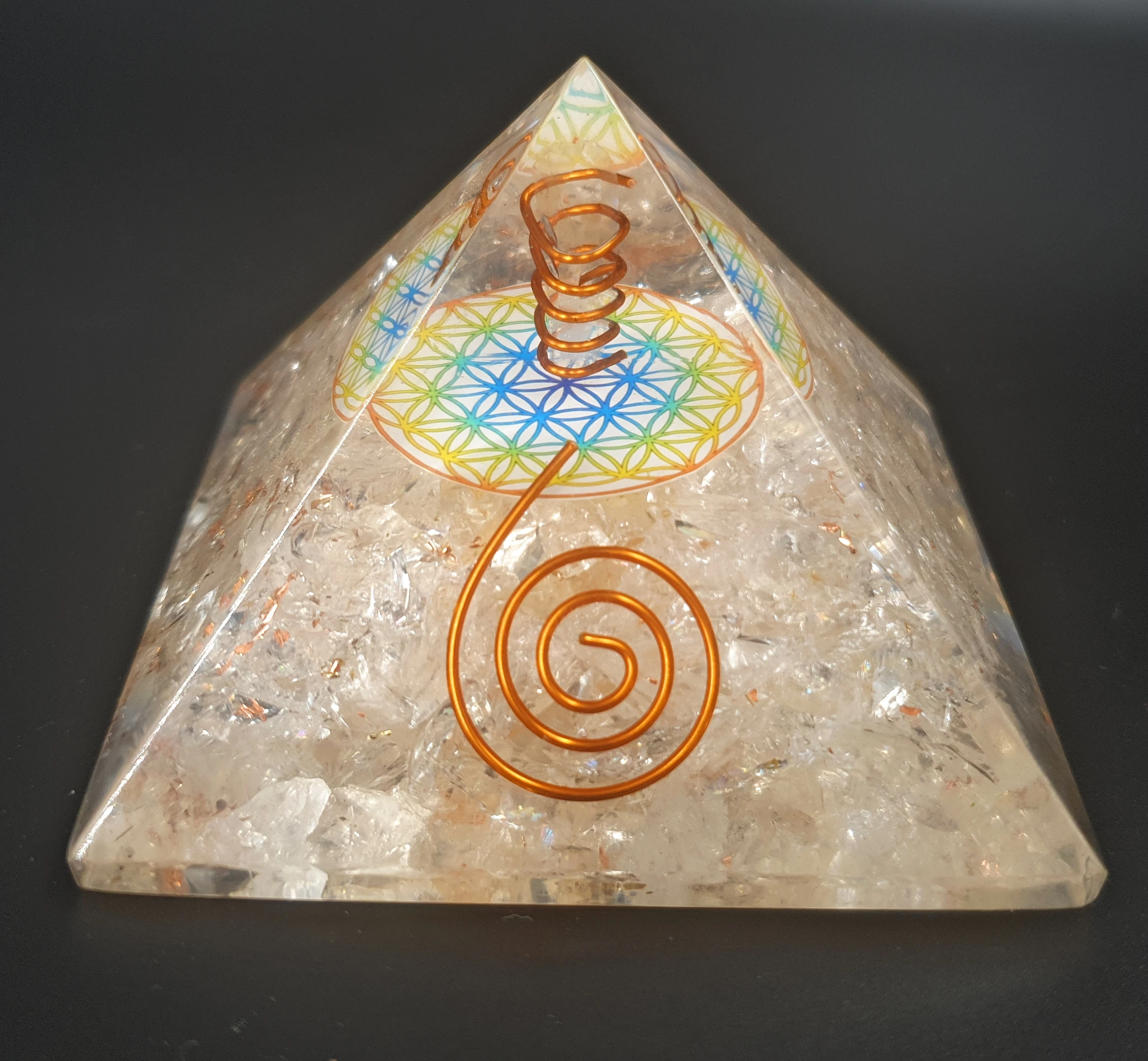 Pyramid orgone white quartz 9x9cm Feng Shui transforms negative energy to positive crystals therapy