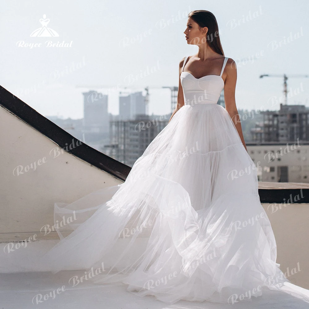 Simple Tiered Tulle กระโปรง A-Line ชุดแต่งงาน Bustier Bodice กับเย็บถ้วย Bustier ชุดเจ้าสาวเปิดกลับ свадебное