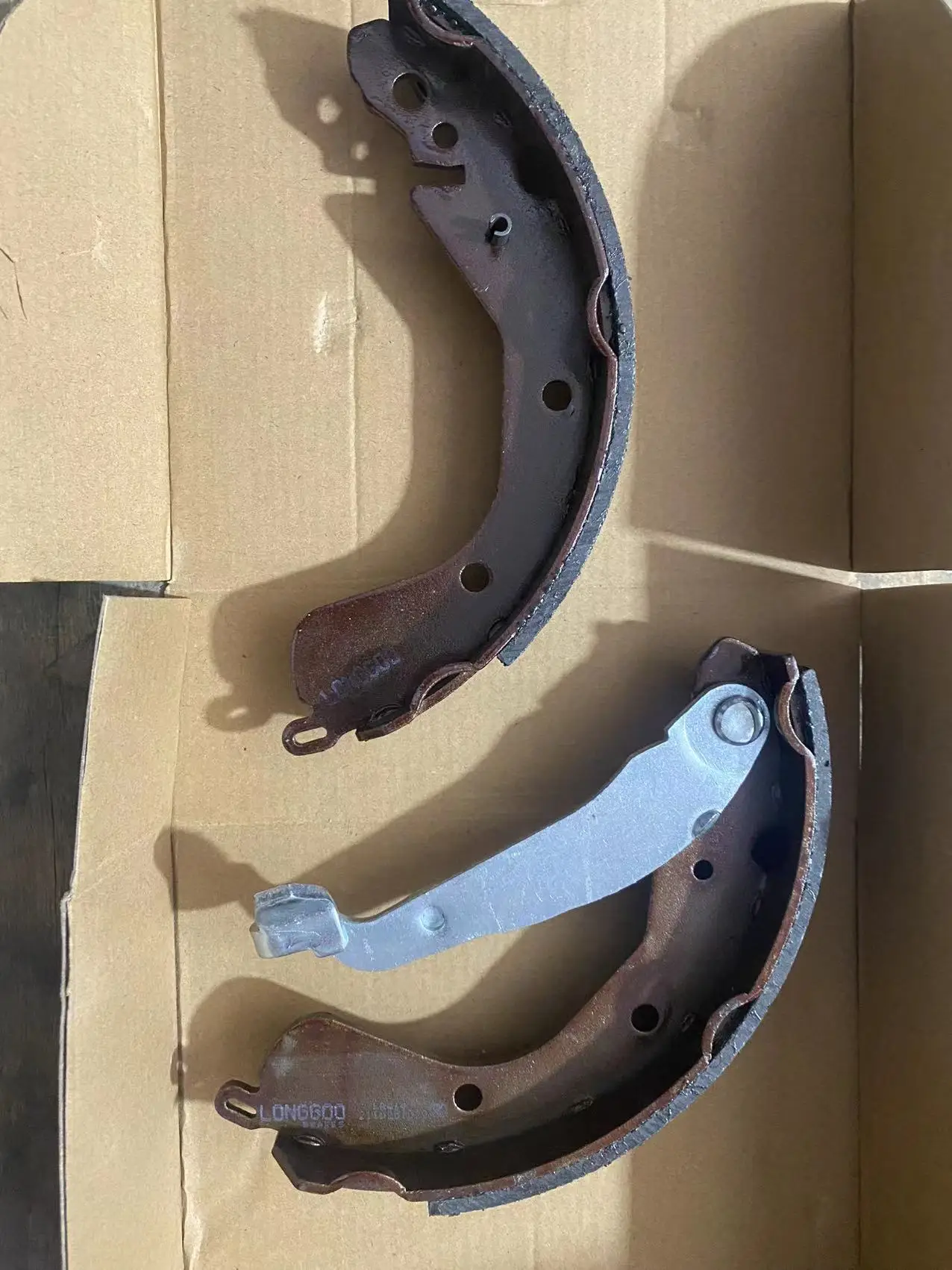 OEM Factory Type CHANGAN ALSVIN Rear Brake Shoe Drum Brake Pad For 2018-2022 models