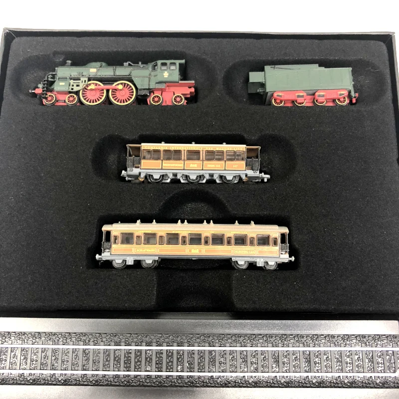 

New Special Offer 1/20 Die-cast Metal Z-type Train Desktop Display Collection Model Toys For Children Oyuncak Back To The Future