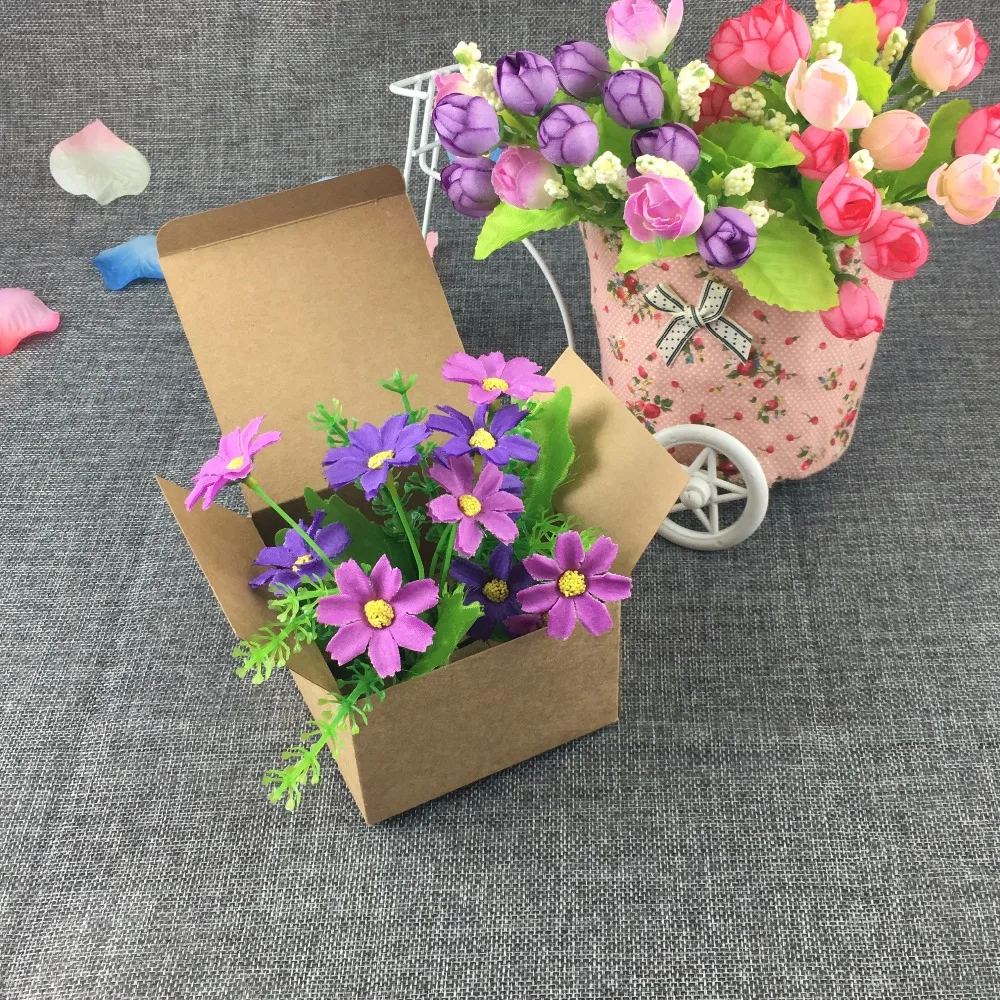 50PC/Lot 9*9*6cm Kraft Paper Gift Boxes Wedding Carry Cases Candy Bag Package Box Jewelry Bags For Accept Custom Logo