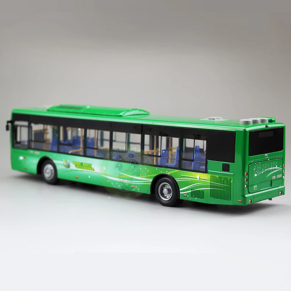 1/42 Scale Bus Model China YuTong City Bus ZK6125CHEVPG4 Diecast Model Car Bus Toys Gifts