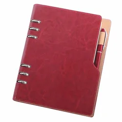 Cuadernos de cubierta de carpeta de negocios de hojas sueltas de cuero PU A5, 6 anillos, 90 hojas con un bolígrafo expuesto insertado