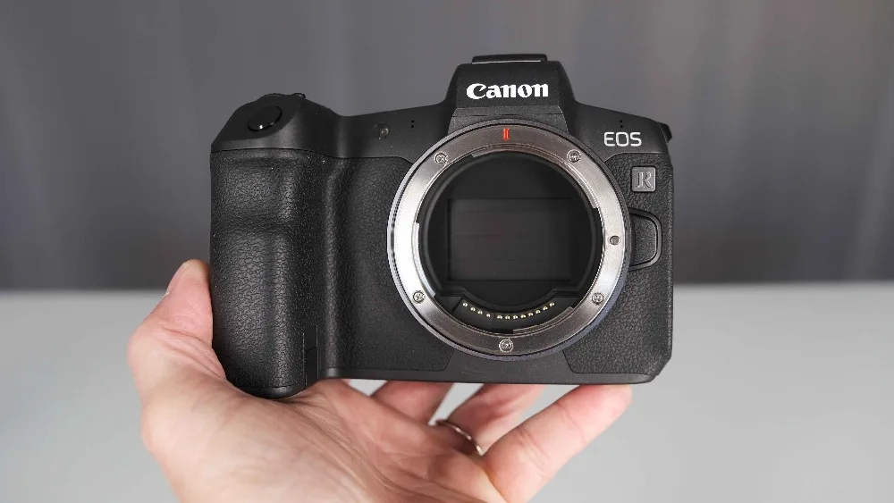 Canon EOS R Mirrorless Digital Camera Body only