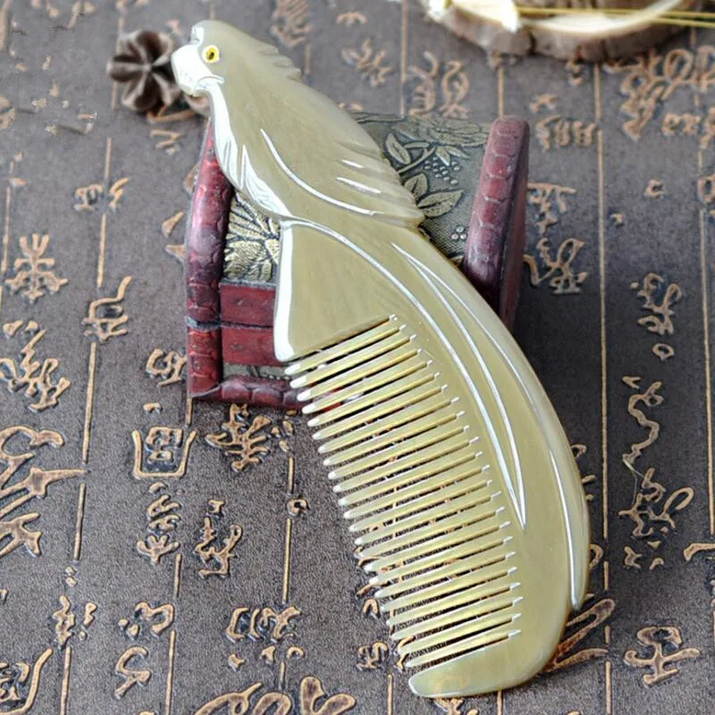 Exquisite parrot carving Natural Yak horn comb anti-static anti-dandruff Folding comb health massage head combs Health care