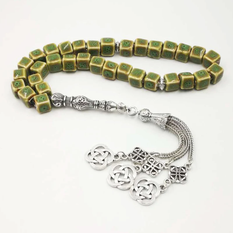 

Ceramic Tasbih green 33 Beads two style tesbih Metal tassels Fashion bracelets special Gift rosary for Muslim