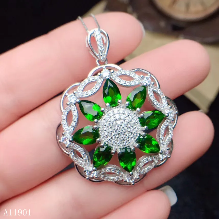 

KJJEAXCMY boutique jewelry 925 Silver-inlaid Natural Diopside Mini-pendant Necklace Support Detection sdfgh