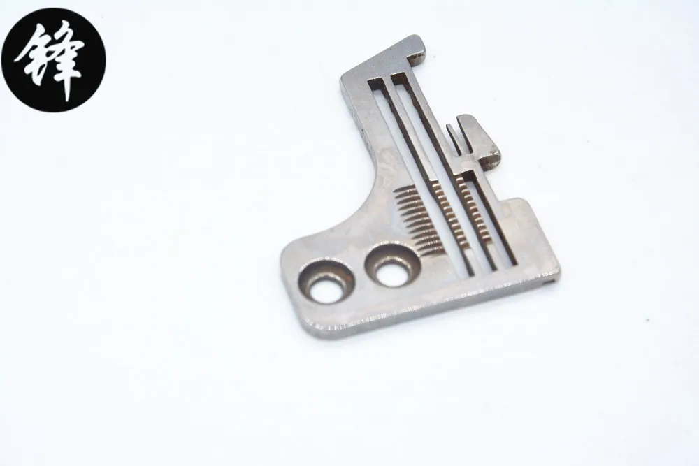 Sewing needle plate M700 four threads sewing machine needle plate 202554E high quality sewing machine parts