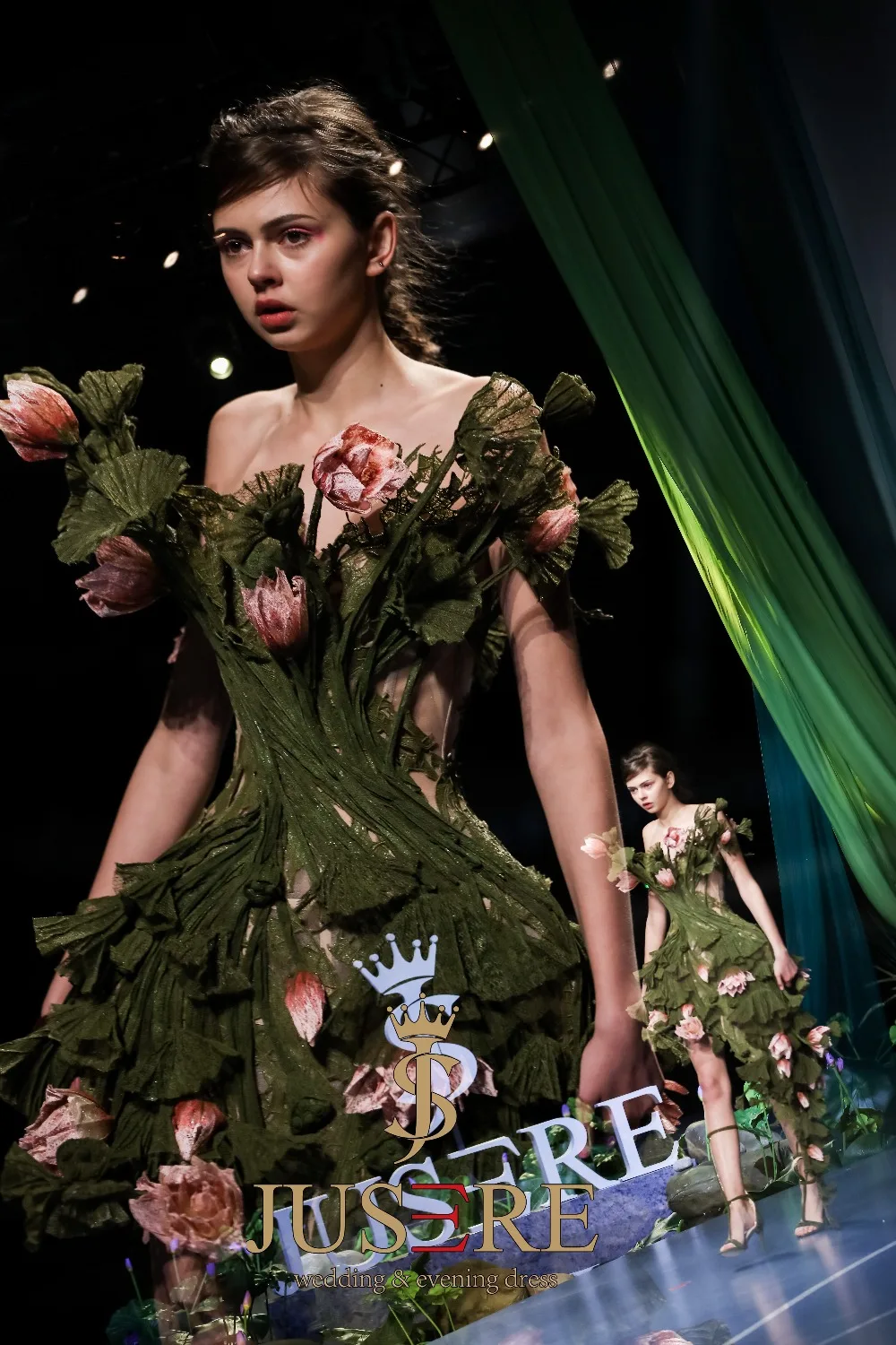 JUSERE-Fashion Show Verde Curto Vestido de Festa, Bordado, Flor de Lótus 3D, Altura do Joelho, Fora do Ombro, Vestidos Formais