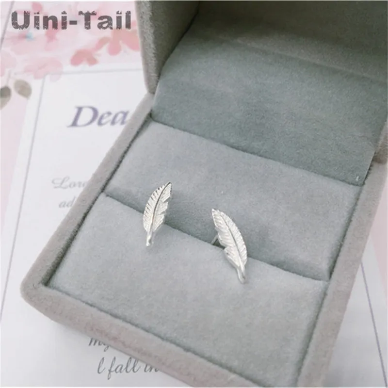 925 Tibetan silver mini fashion feather earring wholesale Korea dynamic trend sweet high quality hypoallergenic Tibetan silver