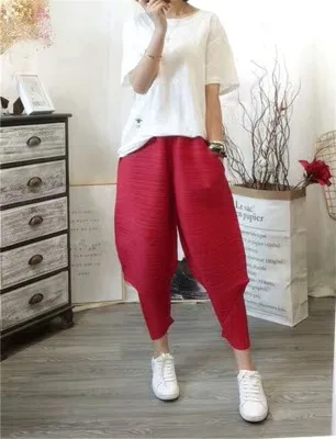 

HOT SELLING Fold nine points leisure haroun pants loose big yards thin nine points haroun pants IN STOCK