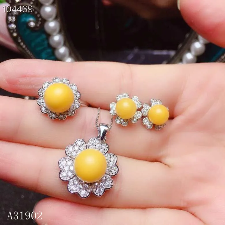 

KJJEAXCMY Boutique jewelry 925 sterling silver inlaid natural beeswax amber female ring necklace pendant earrings set support de