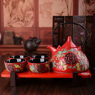 Chinese traditional red ceramic tea set suit creative wedding supplies tea cup pot tray newlywed gift