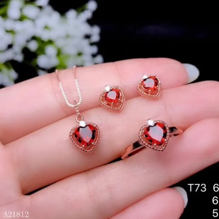 KJJEAXCMY exquisite jewelry  925 Silver-inlaid Natural Garnet Female Ring Dropping Ear Nail Mini Suit Support Detection