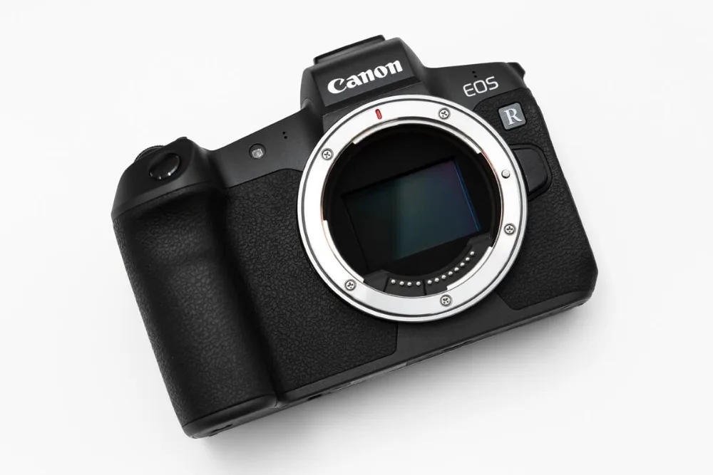 Canon EOS R Mirrorless Digital Camera Body only