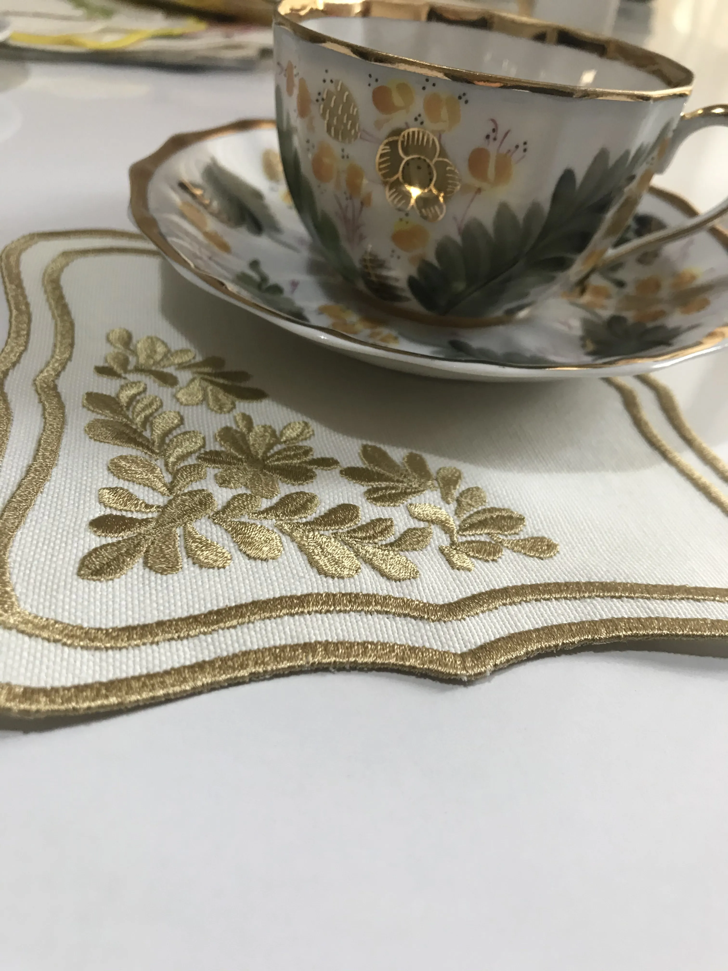 

Serving napkins Embroidered Cocktail 6 Pieces Coffee Teapot Tea napkin Zamzam Presentation Women Table Napkins Elegant Puer Gold