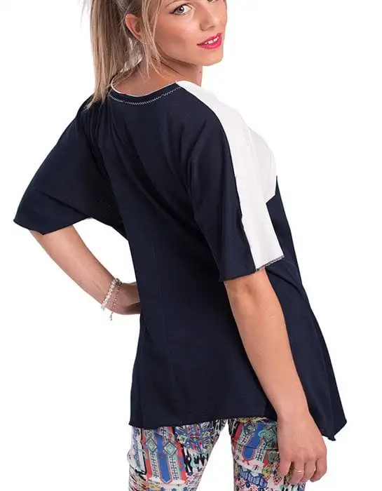 Young and modern women's T-shirt in short sleeve. Of knitted fabric with good fall in white and navy, with hand-painted drawing decoration and rhinestone studs. Spanish fashion. Free shipping