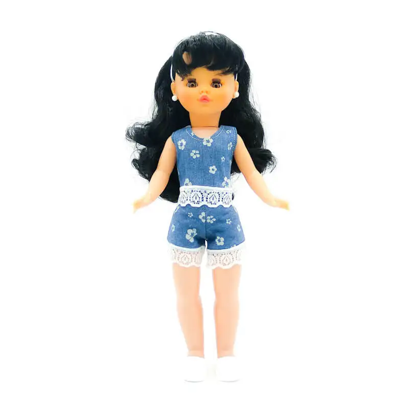 Original 40 cm Sintra collection doll, 2022 model 100% vinyl, pants and printed top, made in Spain by Folk crafts.