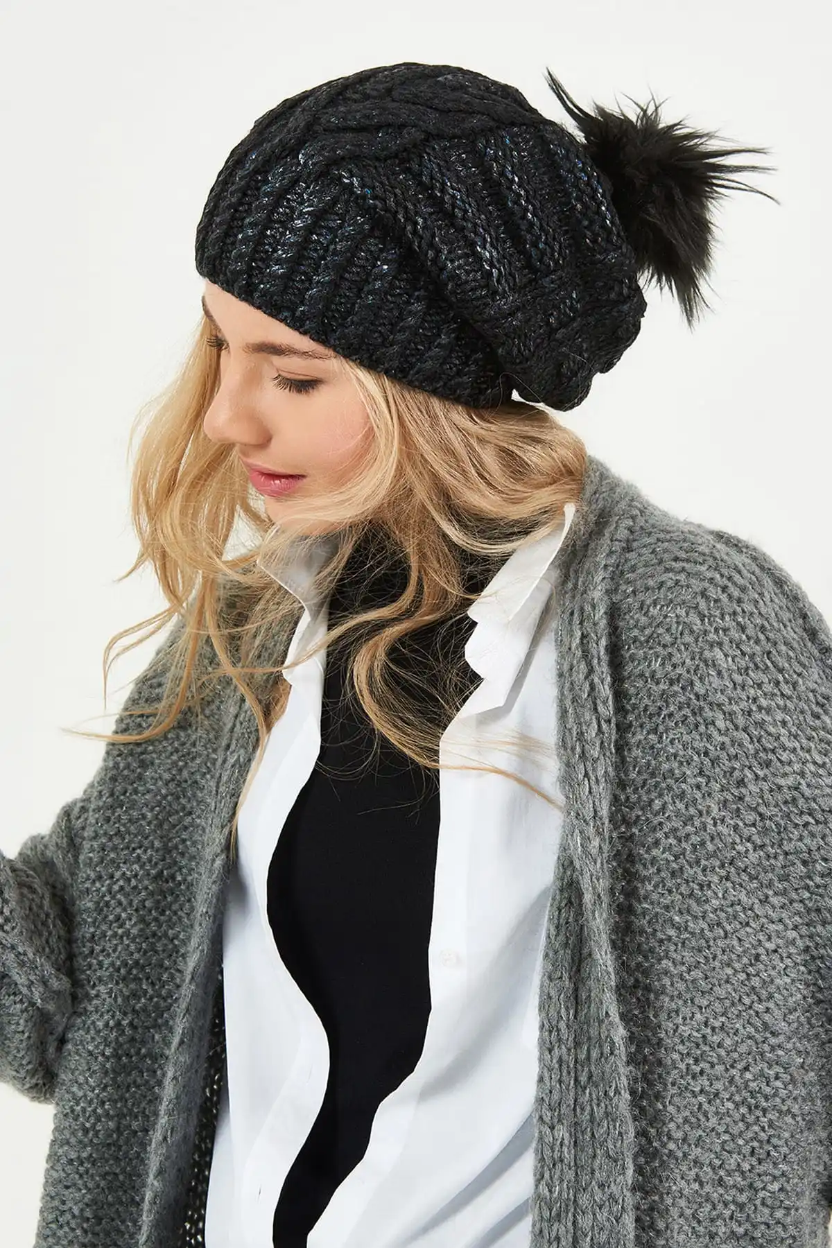 New season knitted beanie, winter hats for women, warm thermal winter products, any color ladies 'and girls' hats woolen models