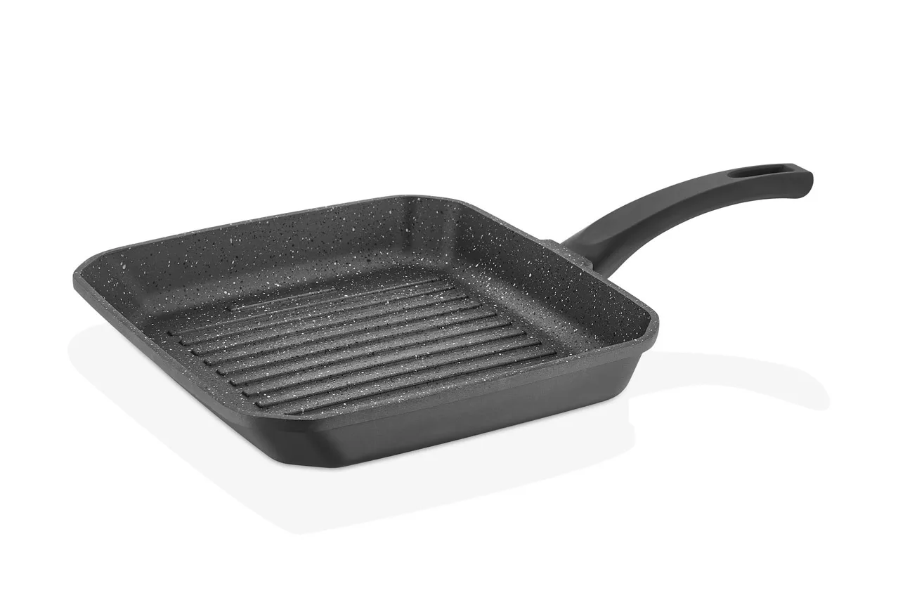 Griddle Iron Grill Pan Square Non-Combustible Non-Stick Distributes Heat Evenly 26 Cm