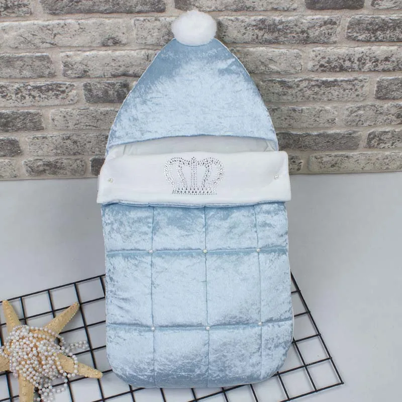 Blue Girl Boy For Babies Newborn Swaddle King Quenn Crowned Quilted Toddler Velvet Cotton Fabric Soft Male Baby Swaddling Models