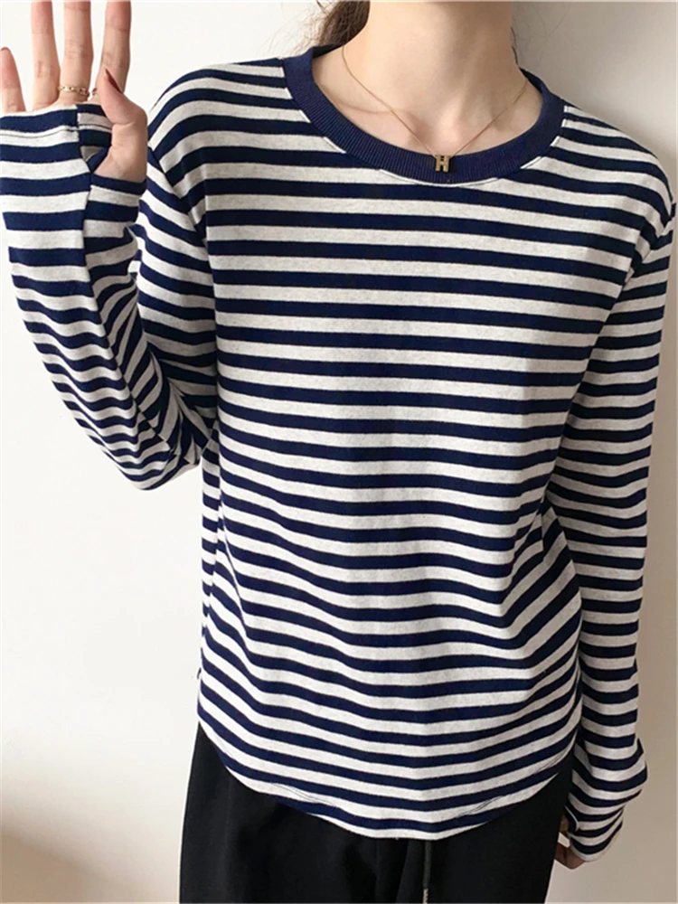 Colorfaith New 2022 Basic Korean Style Fashionable Striped Wild Lady Vintage Women\'s Spring Autumn T-shirt Bottoming Tops T6331