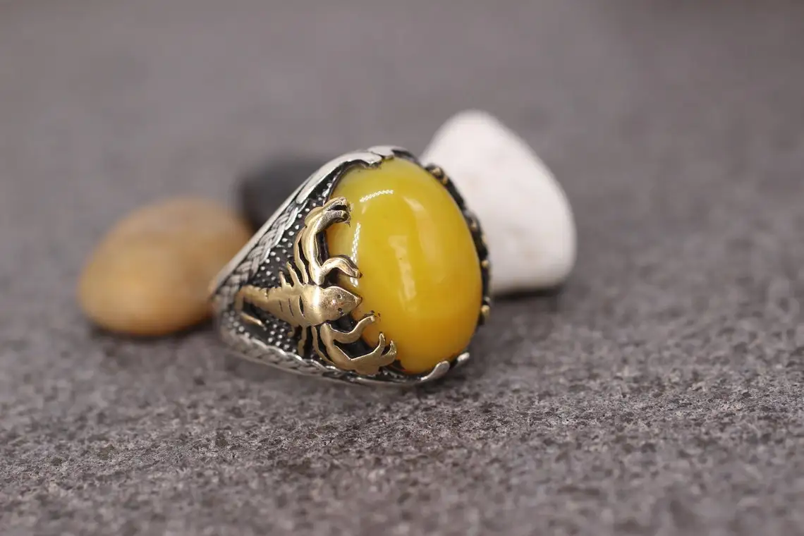 Elegant Design 925 Sterling Silver Yellow Agate Scorpion Peridot Men's Ring Biker Jewelery Ottoman Accesory Gift For Him