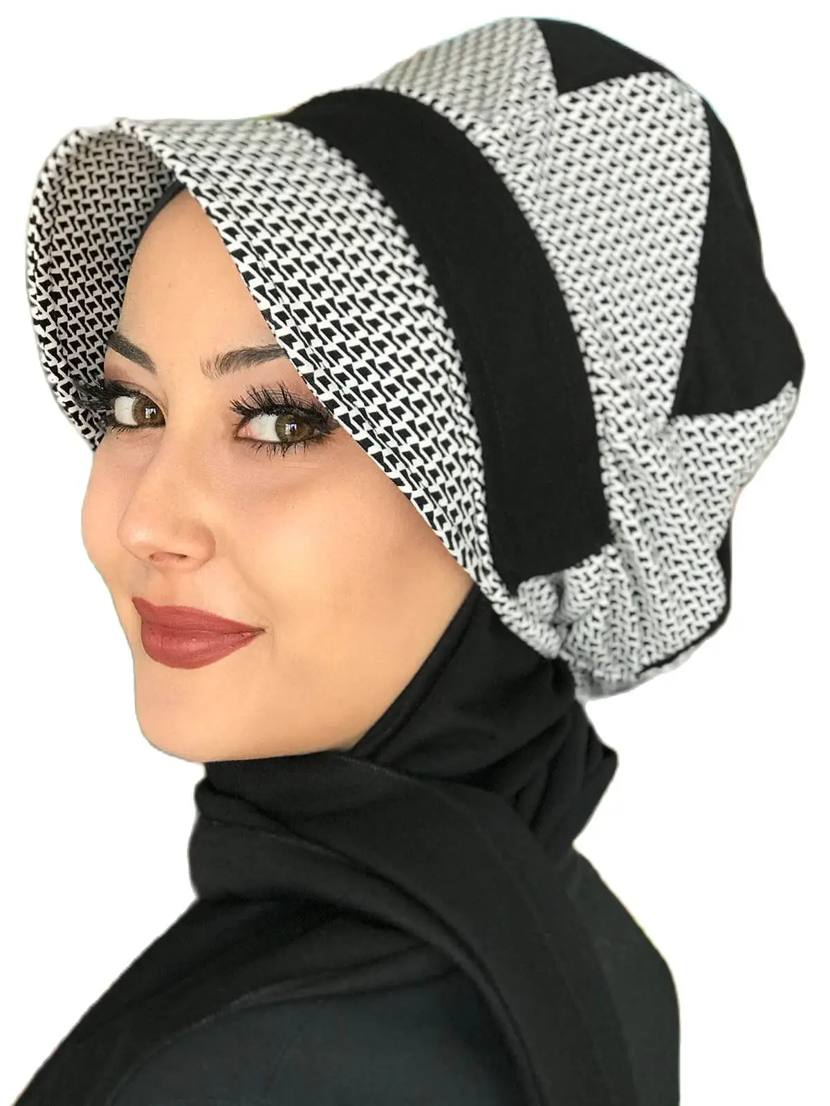 New Fashion 2021 foulard turbante donna cappello sciarpa primaverile Bad-bag Saba cappello nero con fibbia a fiori di passione fantasia in bianco e