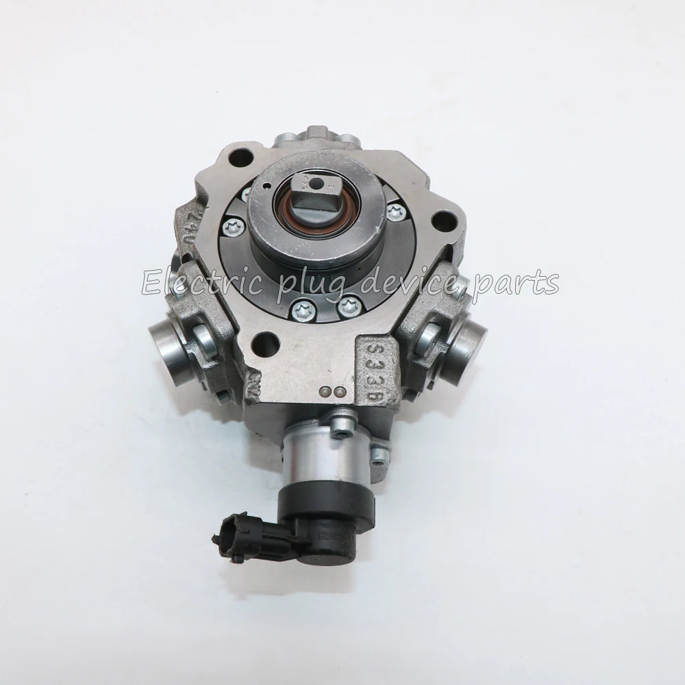 0445010418 0928400671 Fuel Injection Pump for Nissan Cabstar Atleon ZD30 ZD30DDTI 16700-LC30C 16700-LC30B