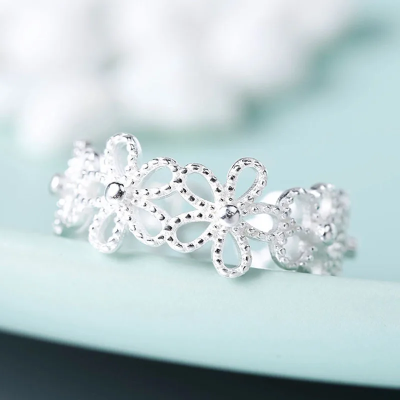 Versilberte Blütenblätter-Ringe für Frauen, süßer, schlichter, modischer, offener, verstellbarer Schmetterlingsring, Partyschmuck, Geburtstagsgeschenk – Detail 1