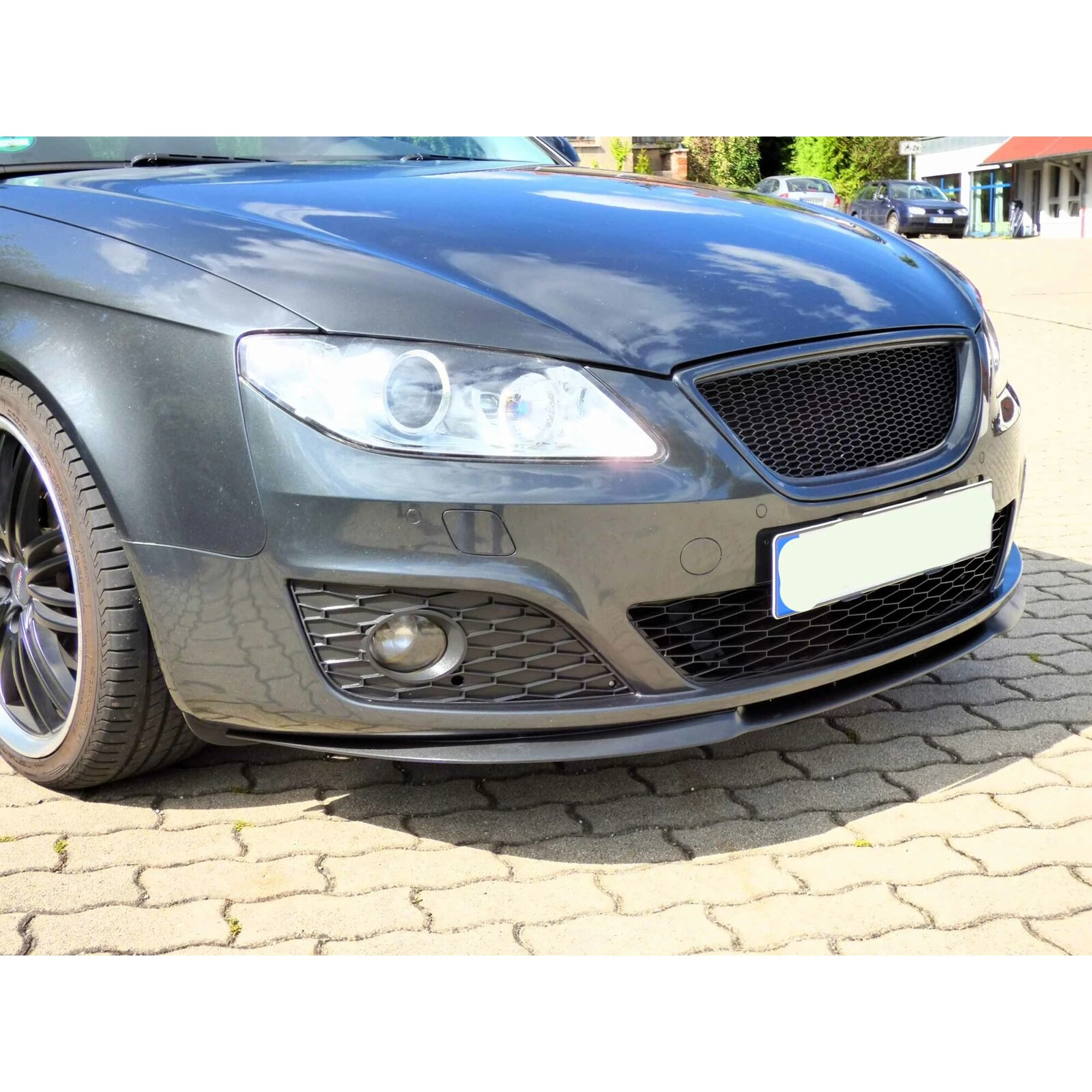 For Seat Exeo 2008 CUPRA R Front Bumper Lip Universal 3pcs Diffuser Black Bumper Lip Spoiler, 2008 2009 2010 2011 2012 2013