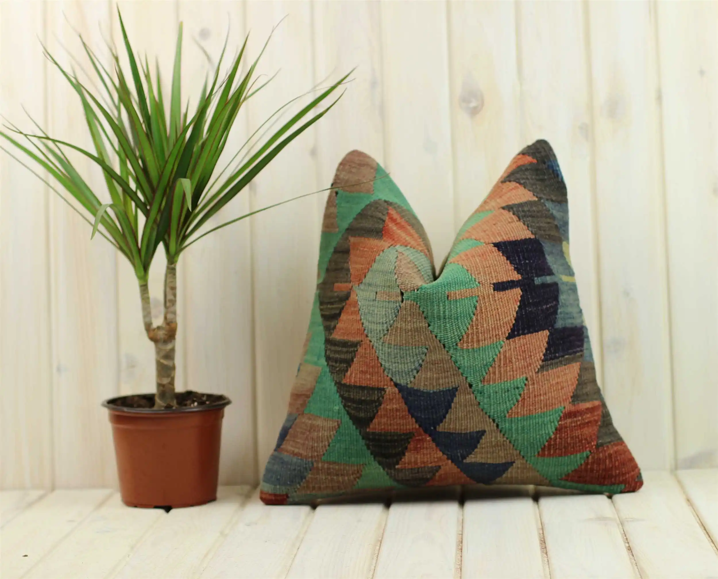 Handmade Kilim Pillow Cases Hand Woven Turkish Anatolian Traditional Motifs Cushion Cover Vintage Home Decorative Zip Carpet