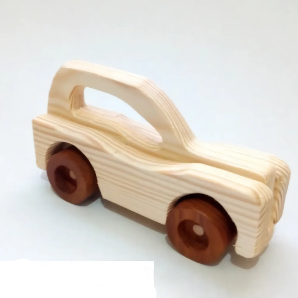 Рисунок 2 - Деревянный игрушечный автомобиль