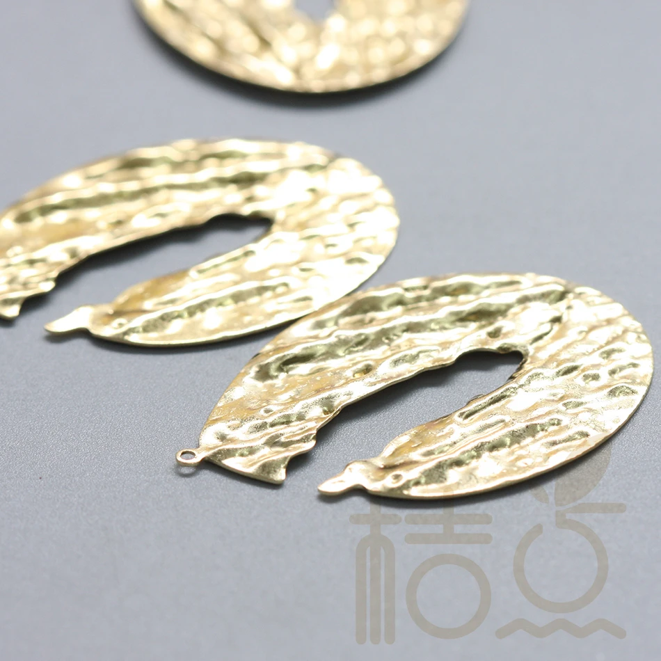 DIY Supply-Solid Brass Finding Hammered Oval - 42x30mm (4121C)