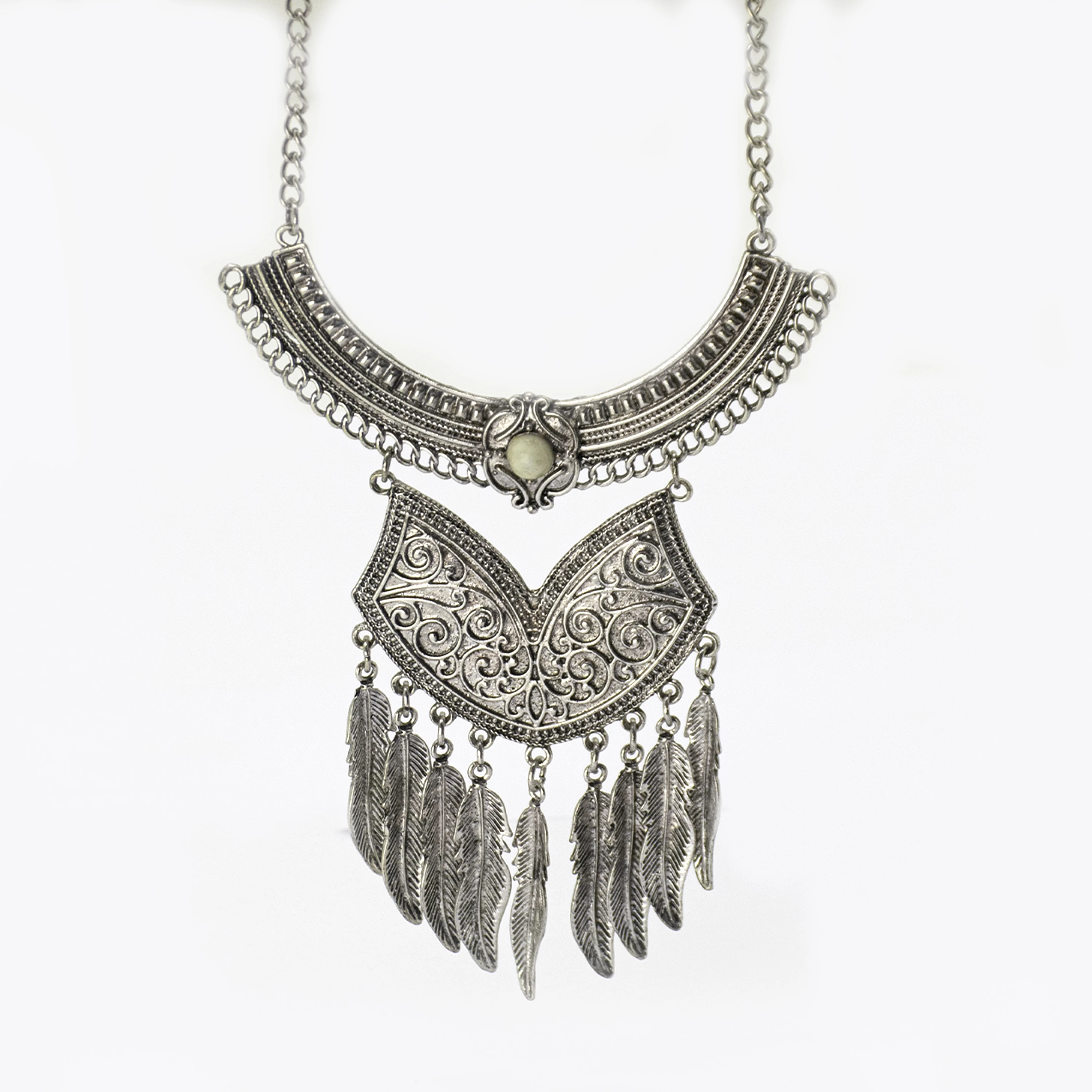 Vintage necklace, Retro, bohemian, ethnic tribal, feathers, trinket resin, metal, silver color, free from Spain, fast shipping