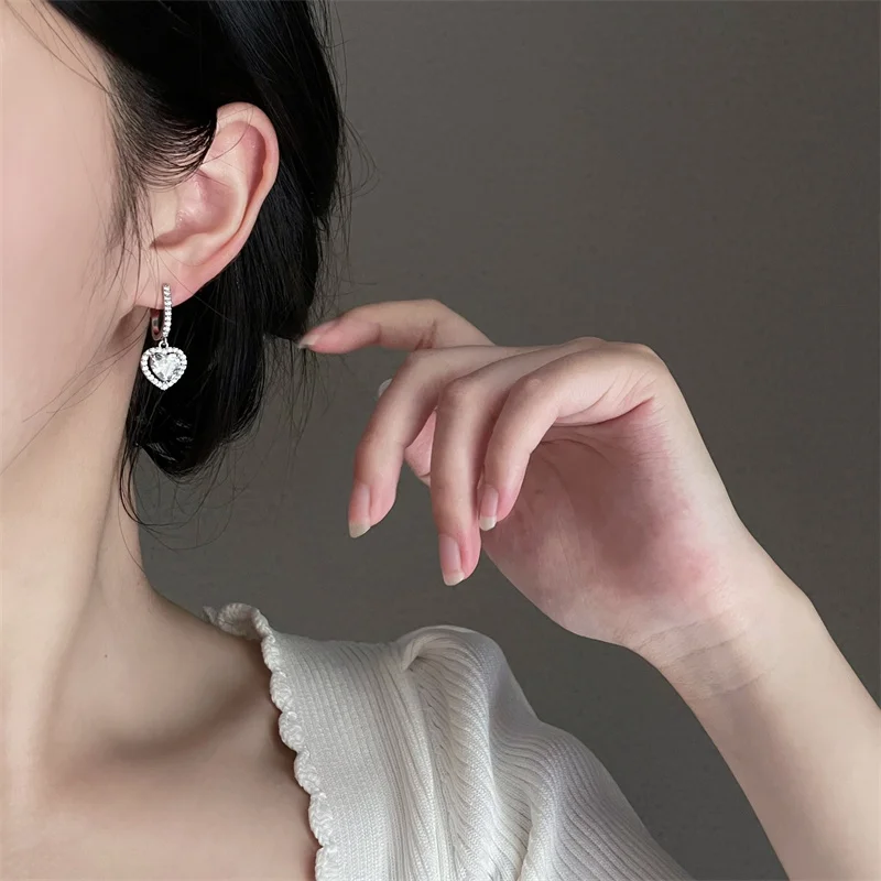 Korean Fashion Heart Earrings For Women Elegant Pink Rhinestone Dangle Earrings For Girl Senior Designer Jewelry aretes de muje