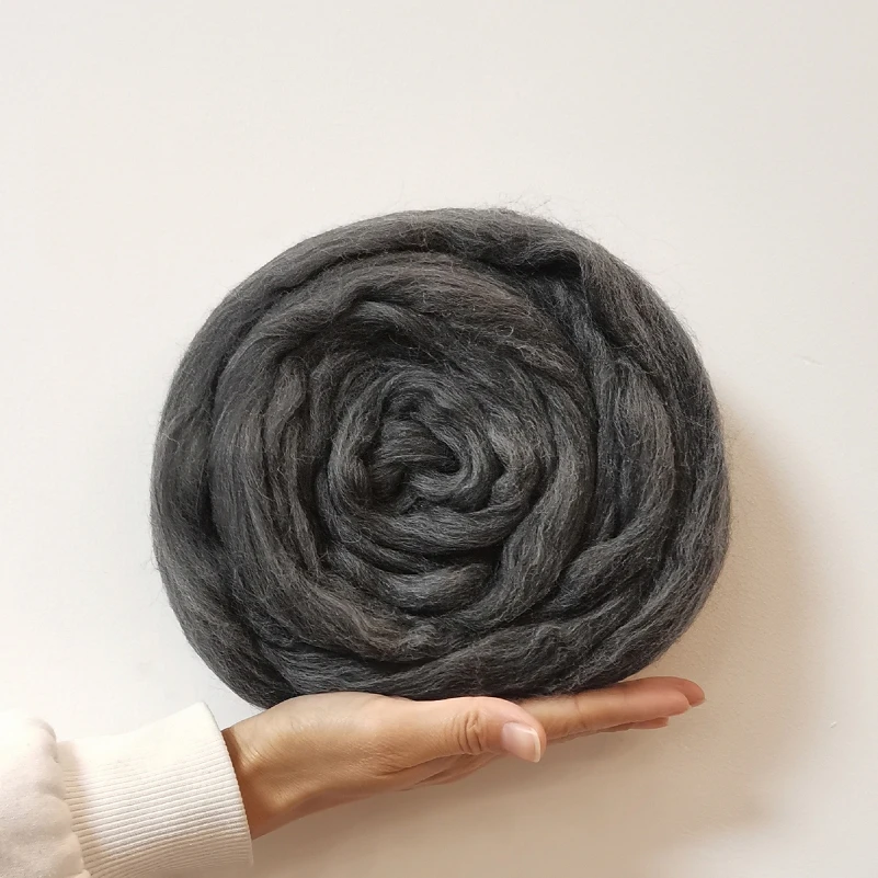 

Wool Blended Wool Roving 50g Merino Mixed Hand Dyed Wool Top Art Needle and Wet Felting Supplies Needle Felting Diy Wool (NO.24)