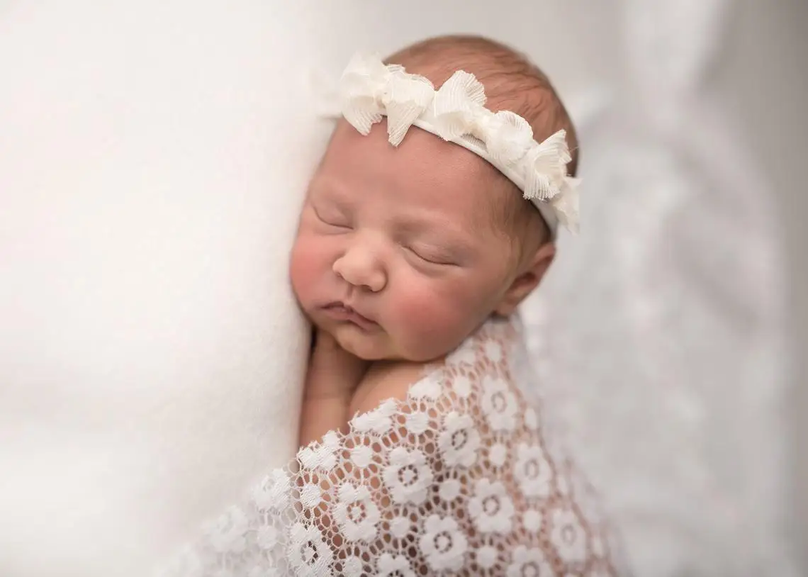 Envoltório elástico de renda floral branca, adereços para fotografia recém-nascida, cobertor macio, camada de tecido que posa bebês, conjunto de faixa de primeira foto