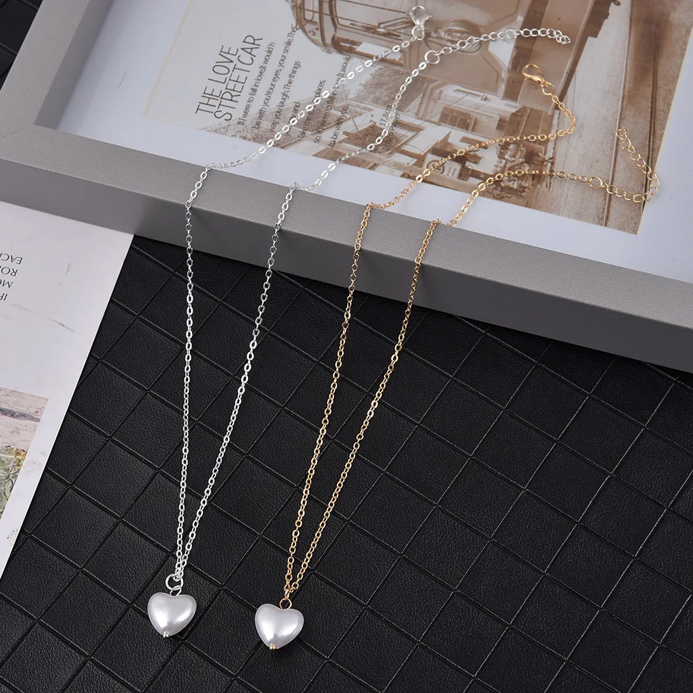 Wu\'s 2022 New Beaded Necklace Love Imitation Pearl Necklace Gothic Necklace Necklace Versatile Necklace Imitation Pearl Short C