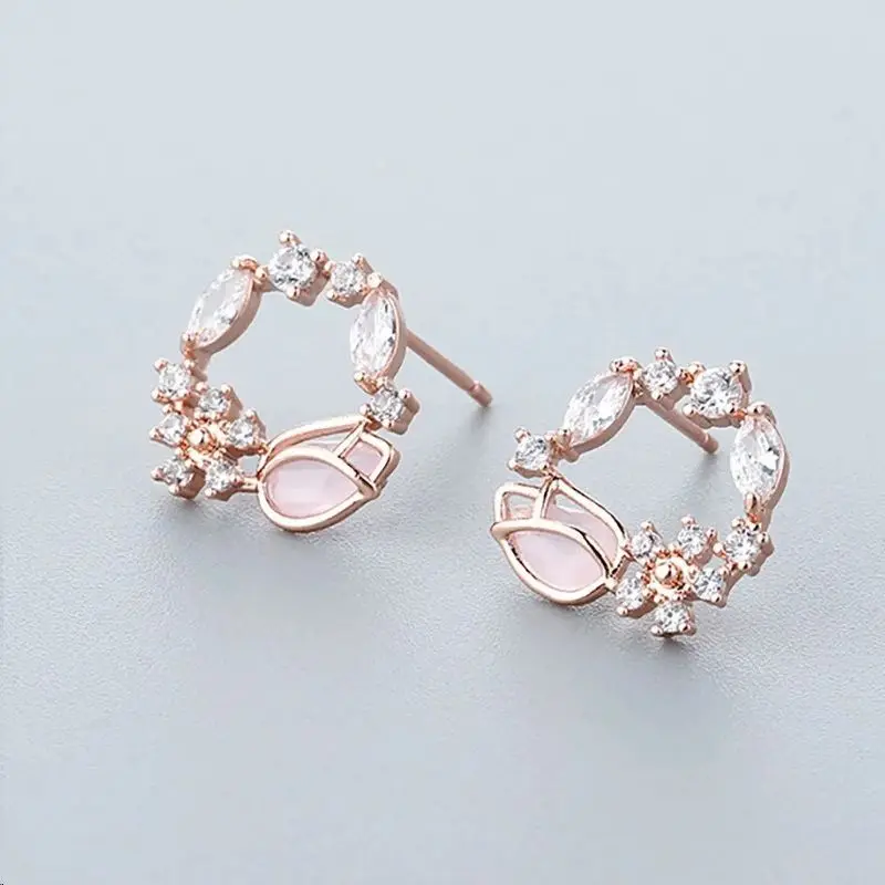 Neue koreanische hohle Kranz-Blumen-Ohrringe für Frauen, Kristall-Zirkon, süße Bienen-Schmetterlings-Ohrstecker, Hochzeits-Party-Schmuck – Detail 12
